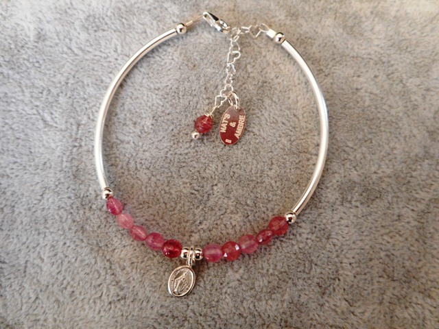 Bracelet demi-jonc quartz rose vierge