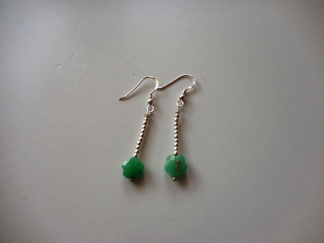 Boucles d'oreilles chrysoprase fleur gemme