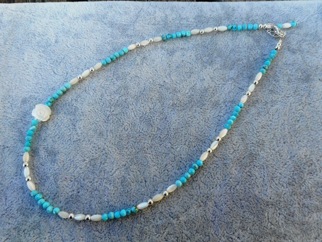 Collier turquoise nacre 