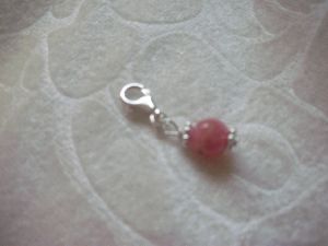 charms avec boule rhodocrosite