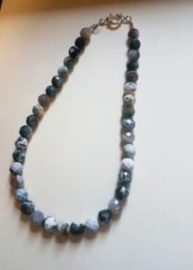 Collier Agate-mousse facettes 10 mm